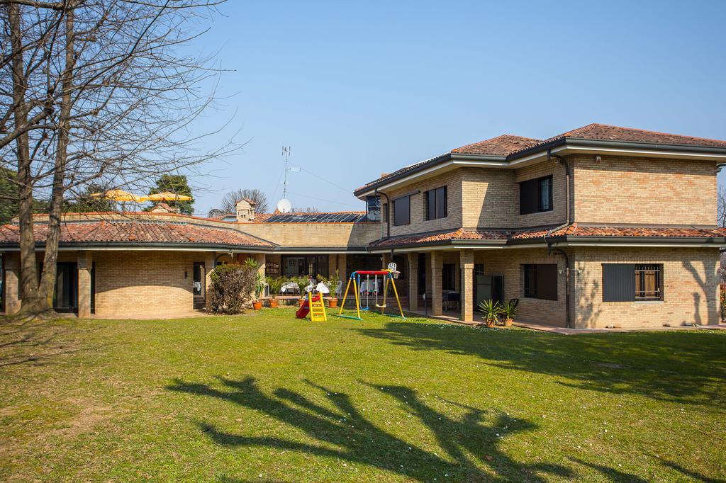 Villagramde Barlassina Extérieur photo